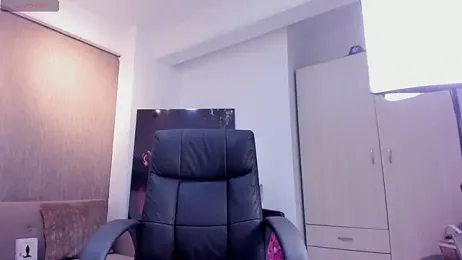 lily_cash1 webcam model stream image