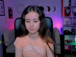 rebecca-smile webcam model stream image