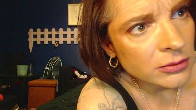 NiceMuscleGirl webcam model stream image