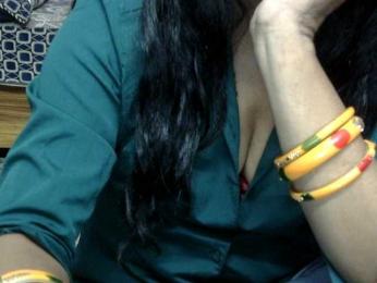 royelpari webcam model stream image