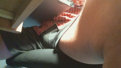 Zipfl67 webcam model stream image