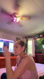 SaraLaw22 webcam model stream image