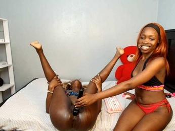 LunaDarlin webcam model stream image