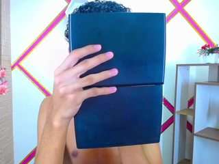 blake-mils webcam camsoda model stream image