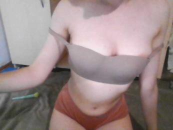 Charlotte1Mails1 webcam model stream image