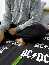 yazinyazin1 webcam model stream image