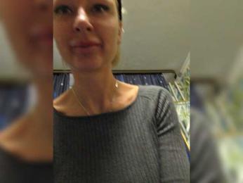 ARotikA1 webcam model stream image