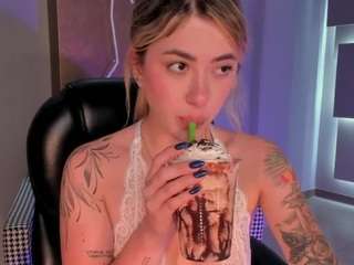 evebenson webcam model stream image