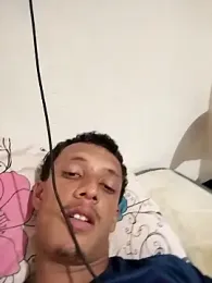 FLECKIN webcam model stream image