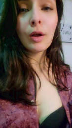 Roxannepiggy webcam model stream image