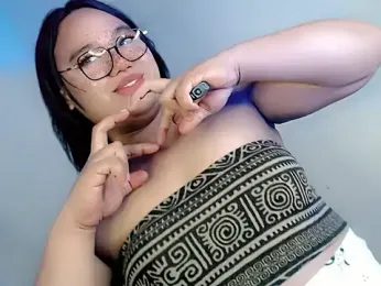 Iamyourdarkangelsucker webcam stripchat model stream image