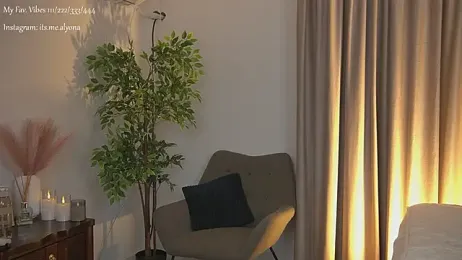 AlyonaX webcam model stream image