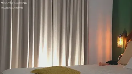 AlyonaX webcam model stream image