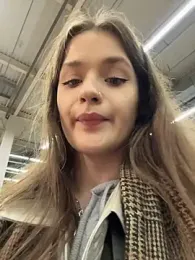 KittyQueeny webcam model stream image