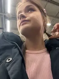 KittyQueeny webcam stripchat model stream image