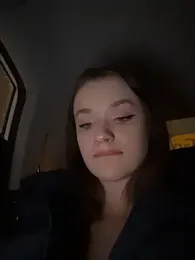 KittyQueeny webcam stripchat model stream image