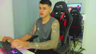 dage_19 webcam model stream image