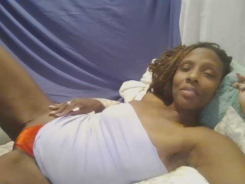 KatieKuada webcam bongacams model stream image