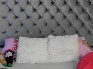 Damond Brown webcam model stream image