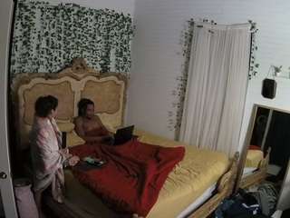 voyeurcam-hornyhostel-03 webcam model stream image