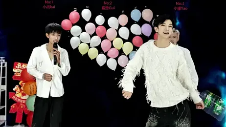 AOA-boy webcam model stream image