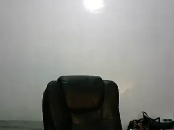 crizzybel webcam model stream image