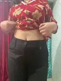 Red_Queen_11 webcam model stream image