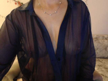 goodSnowQueen webcam model stream image