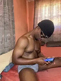 naughty_thick webcam model stream image