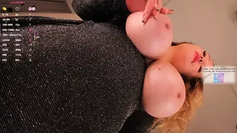 AlicePinky webcam model stream image