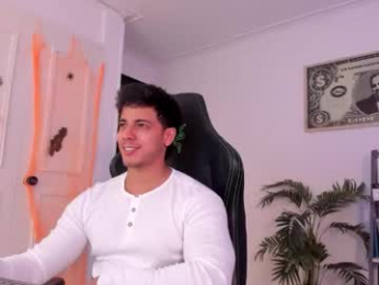 ashton_coleman_ webcam model stream image