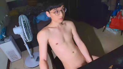 cr_huang webcam model stream image