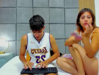 chanellandmax webcam model stream image