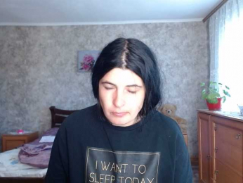 KristiWhite webcam model stream image