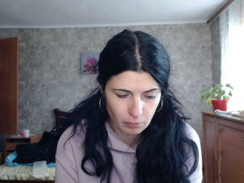 KristiWhite webcam model stream image