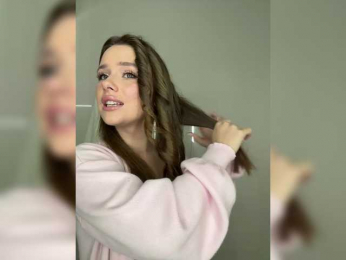 Tati16 webcam bongacams model stream image