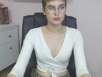Soft-Sarah webcam model stream image