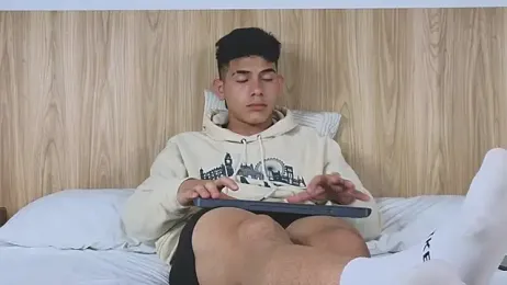 andrew_rose_ webcam model stream image