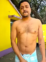 BindaasBong webcam model stream image