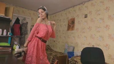 RoxannAbes webcam model stream image