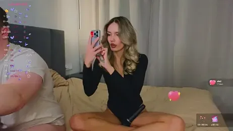 W___ webcam model stream image