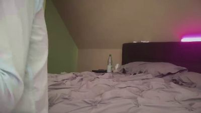 Kinkyroboy webcam model stream image