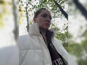Vishka69 webcam model stream image