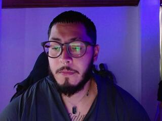 Thomas Spilios webcam model stream image