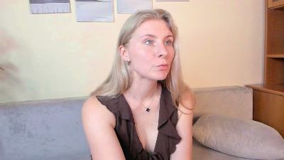 VaporWillow webcam model stream image
