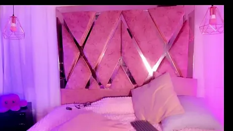 atenea_taylor_ webcam model stream image