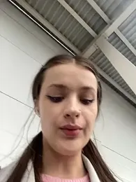 Mila___meow webcam model stream image