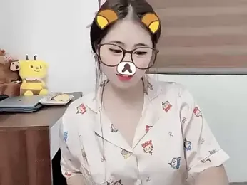 Amelia-babee webcam stripchat model stream image