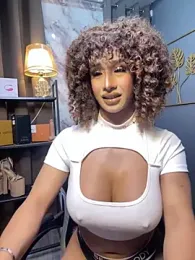 KrazzyElliot webcam model stream image