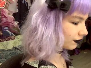 Amie Marchionni webcam model stream image